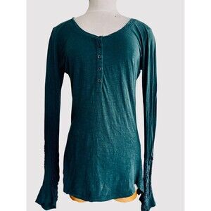 Free People Women M Green Long Sleeve Cut Out Lace Cuffs Henley Pullover Top